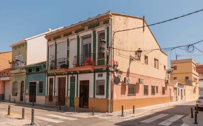 Vista exterior de Casa o xalet en venda en  Valencia Capital amb Aire condicionat