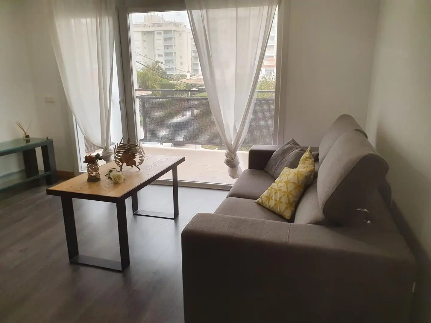 Sala de estar de Piso de alquiler en Rincón de la Victoria con Aire acondicionado, Calefacción y Parquet