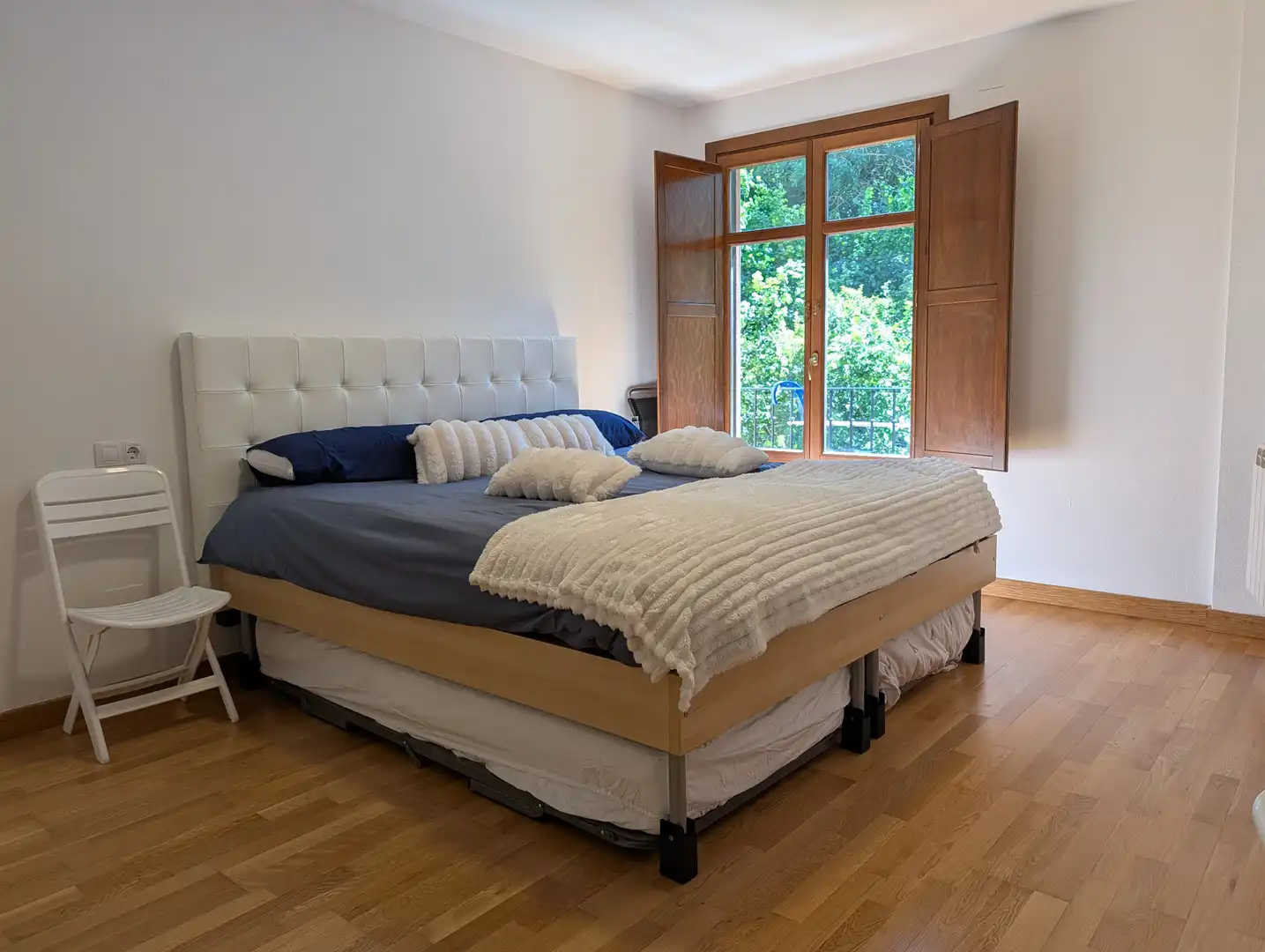 Schlafzimmer von Wohnungen zum Verkauf in Ezcaray mit Heizung, Möbliert und Balkon