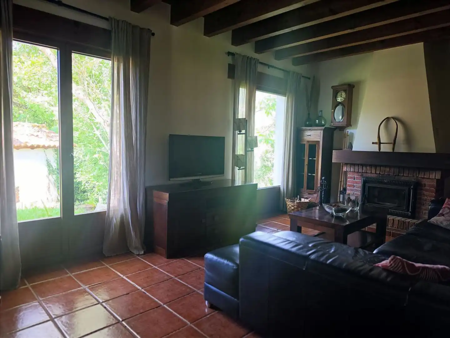 Sala d'estar de Casa o xalet de lloguer en Villaviciosa amb Calefacció, Terrassa i Traster