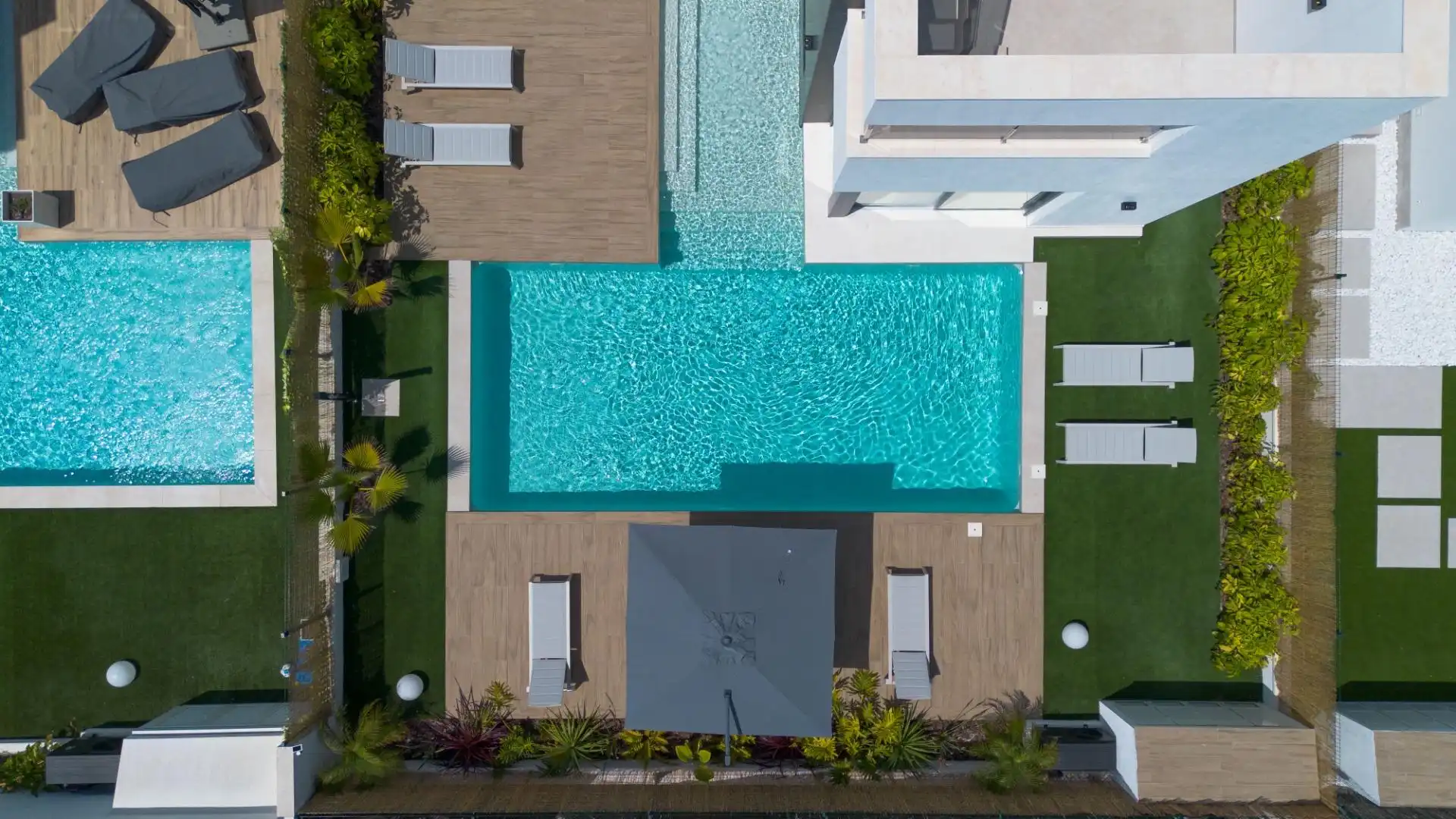 Villa con piscina in vendita a Zona Carrefour - Urbanizaciones, imagen 8