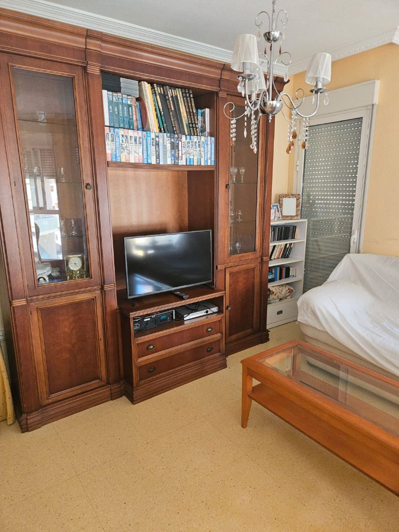 Sala d'estar de Pis en venda en Alicante / Alacant amb Terrassa, Moblat i Balcó