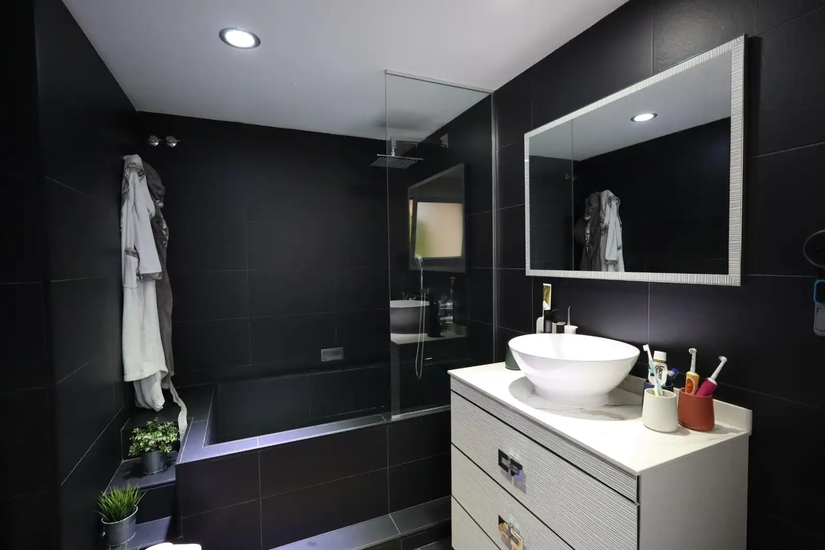 Chalet con piscina en venta en Calle PINOS, imagen 56