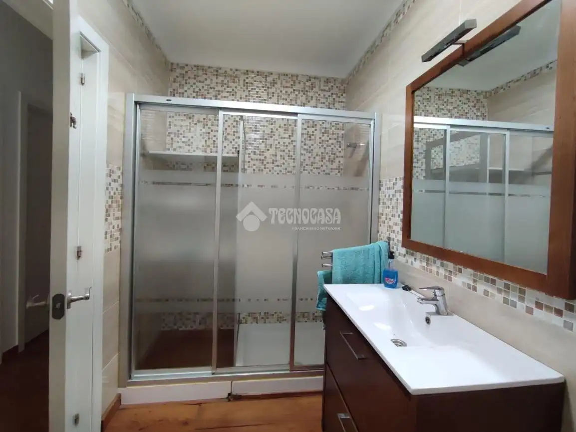 Bathroom of Flat for sale in Osuna  with Air Conditioner and Terrace