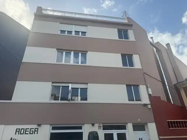 Vista exterior de Piso en venta en Ribadeo con Terraza, Trastero y Balcón