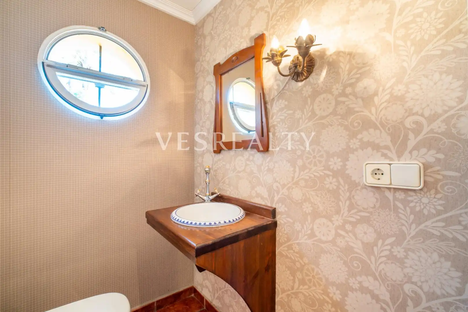 Bathroom of Houses for sale in Alicante / Alacant