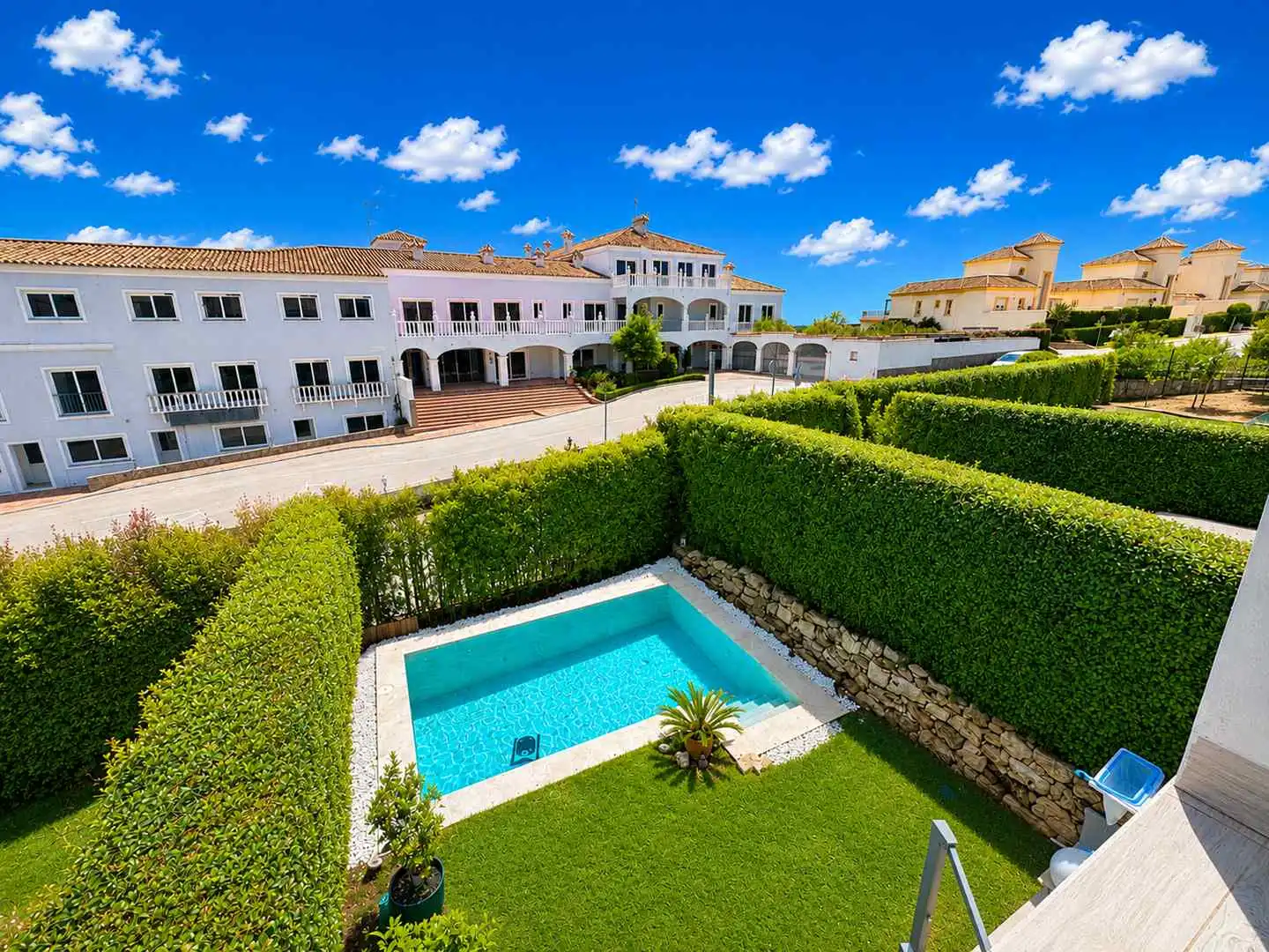 Jardí de Casa adosada en venda en Sotogrande amb Aire condicionat, Calefacció i Jardí privat