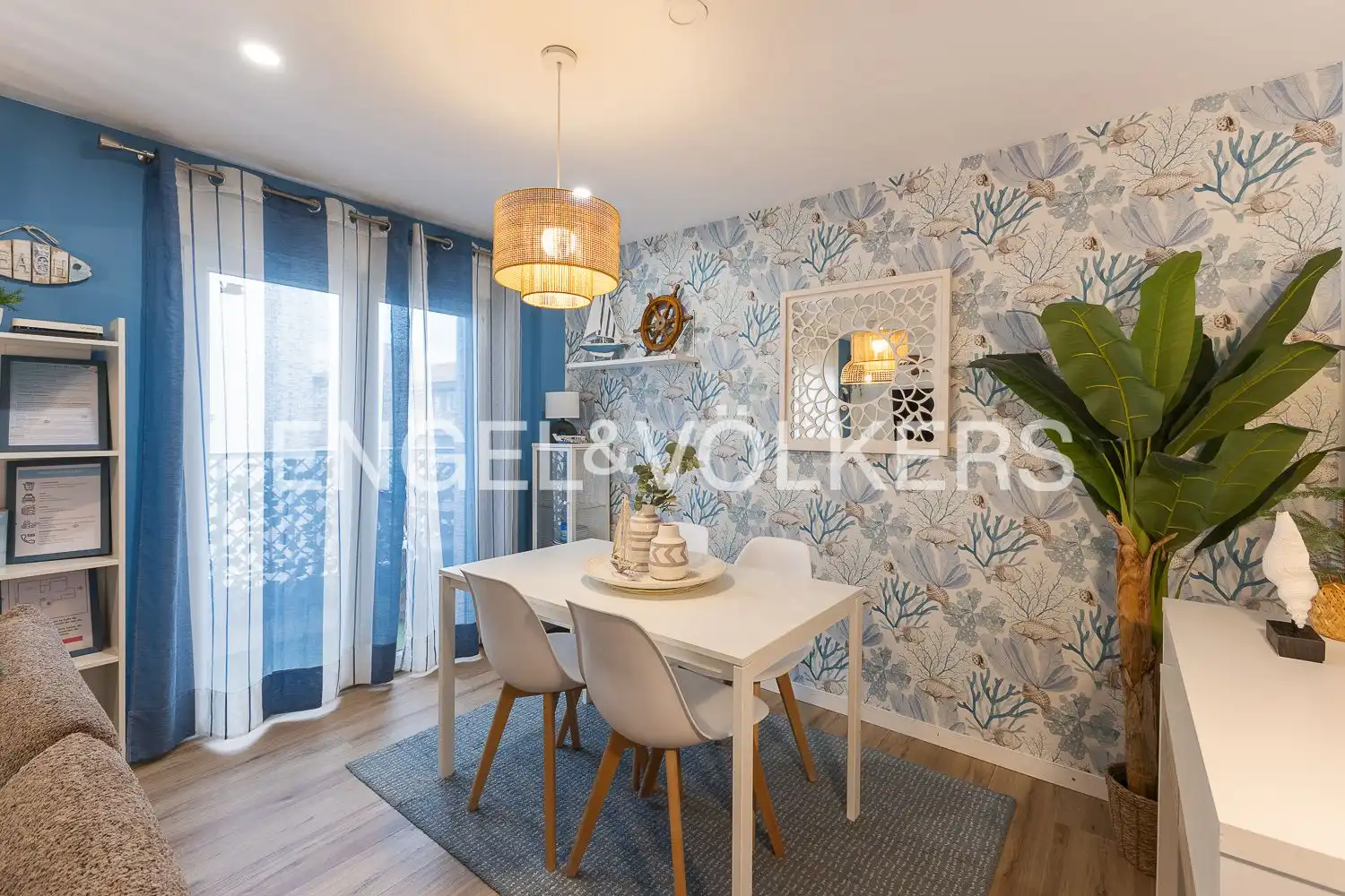 Dining room of Flat for sale in Valencia  with Air Conditioner, Heating and Parquet flooring