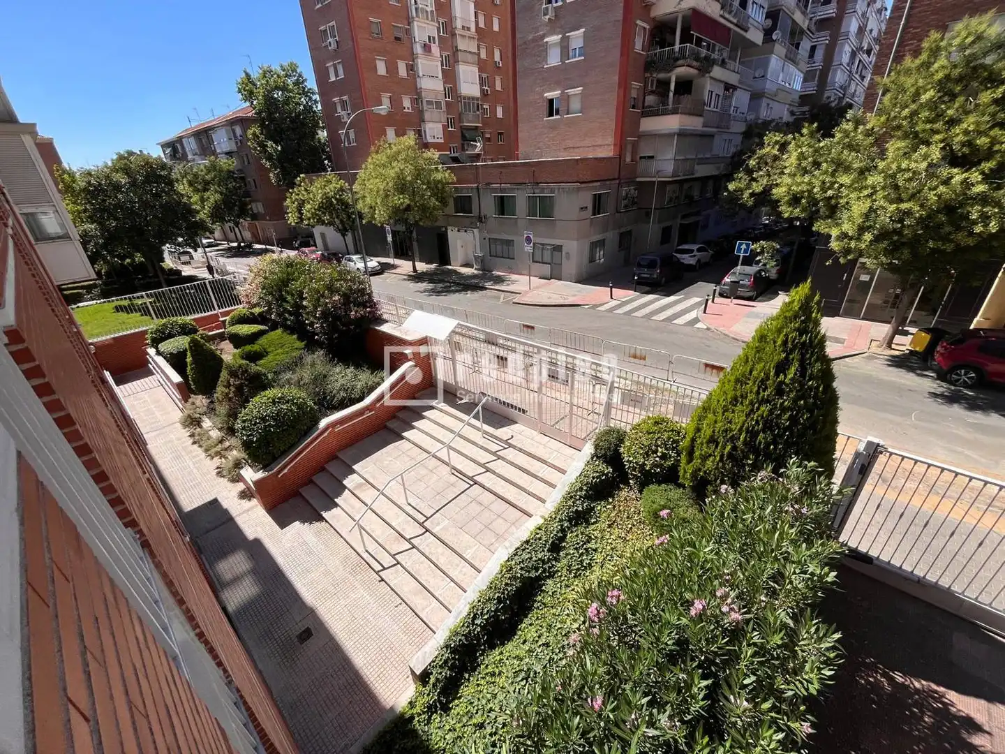 Exterior view of Flat for sale in Madrid  with Air Conditioner, Heating and Private garden