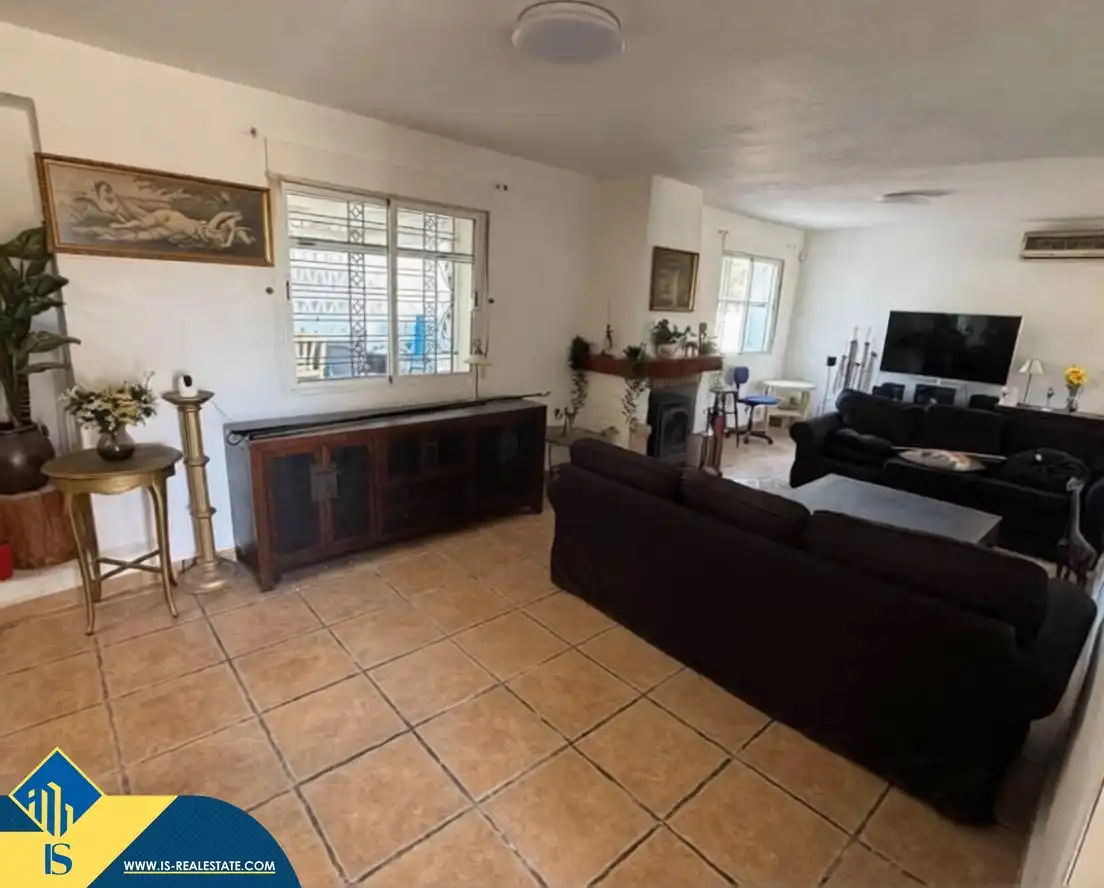Sala d'estar de Casa o xalet en venda en Alicante / Alacant amb Terrassa, Moblat i Piscina comunitària