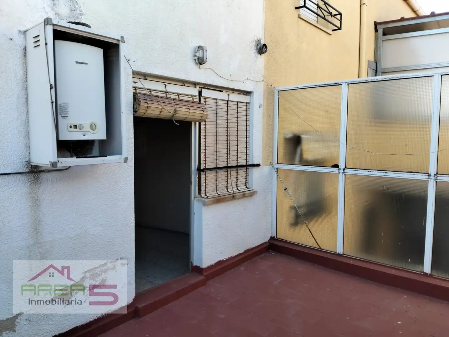 Terrassa de Casa adosada en venda en Aliseda amb Balcó