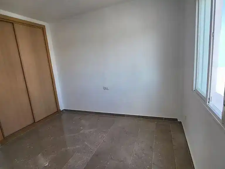 Dormitori de Casa o xalet en venda en Bollullos de la Mitación amb Terrassa i Balcó