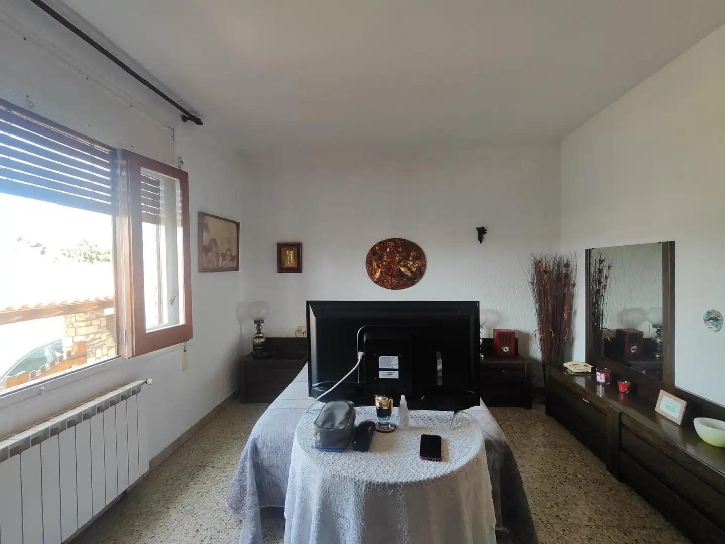 Sala d'estar de Casa o xalet en venda en Vallbona d'Anoia amb Aire condicionat, Jardí privat i Terrassa