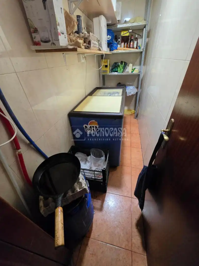 Local de lloguer en Fuenlabrada amb Aire condicionat