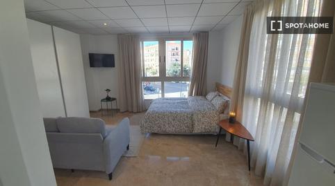 Foto 2 de Estudio para compartir en L'Amistat,  Valencia Capital