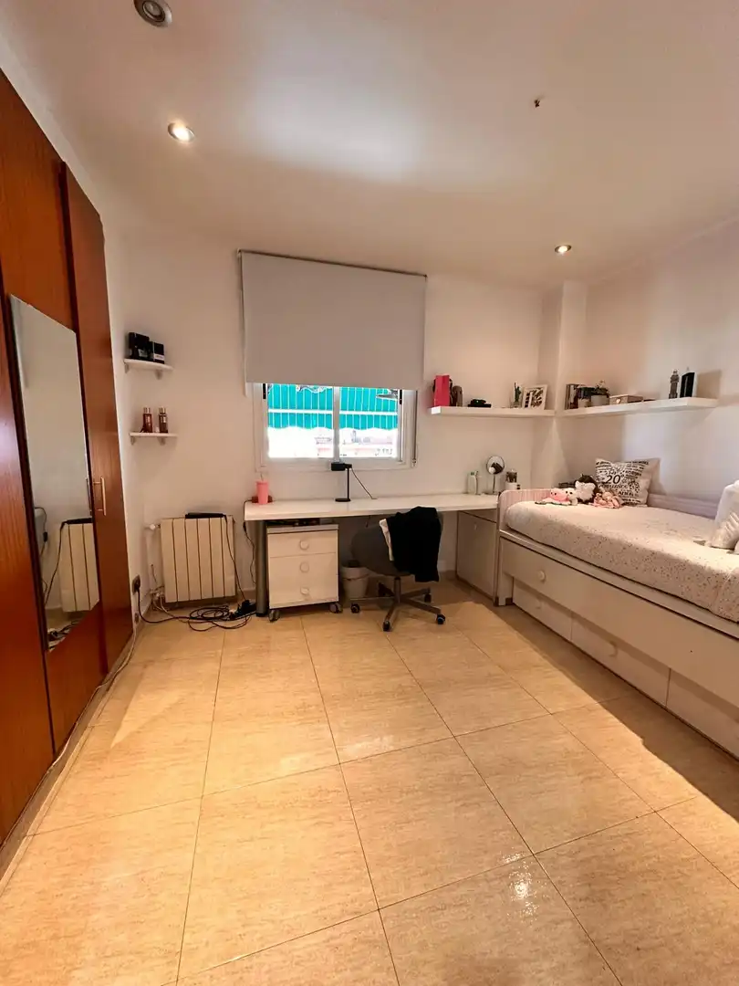 Bedroom of Flat for sale in Sabadell  with Air Conditioner, Heating and Balcony