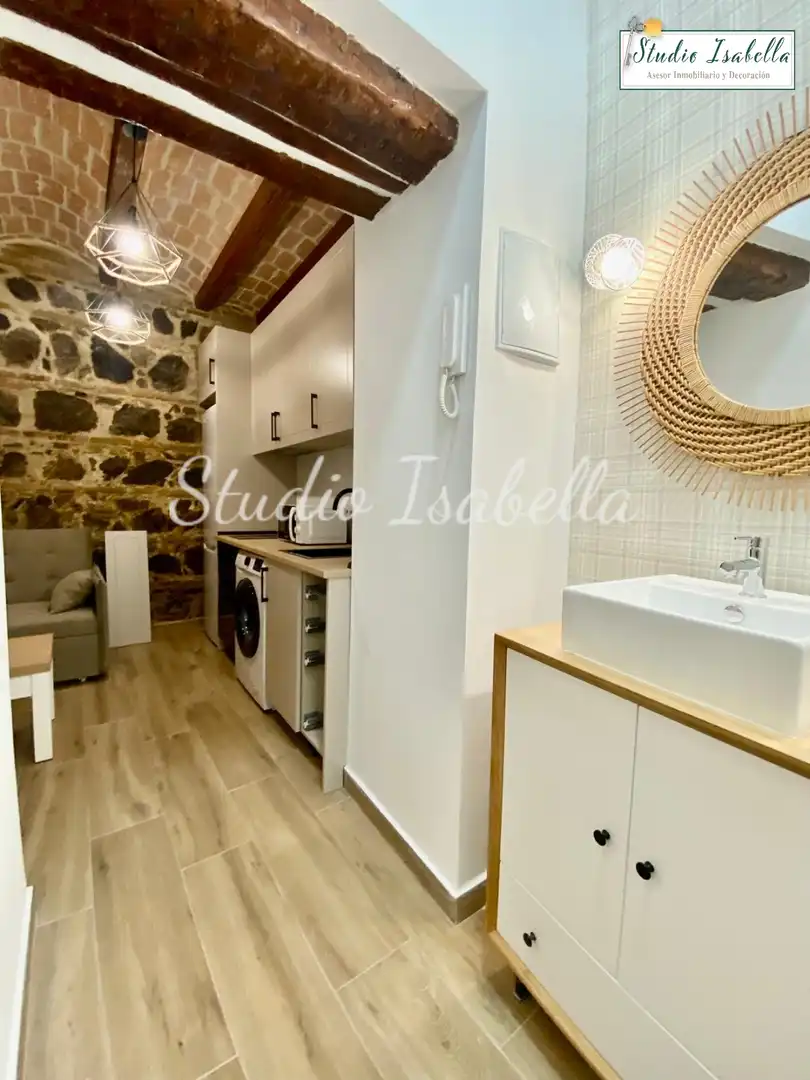 Kitchen of Lofts for rent in Toledo  with Air Conditioner, Heating and Furnished