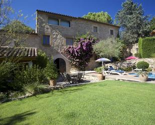 Jardí de Finca rústica en venda en Cabanelles amb Terrassa i Piscina