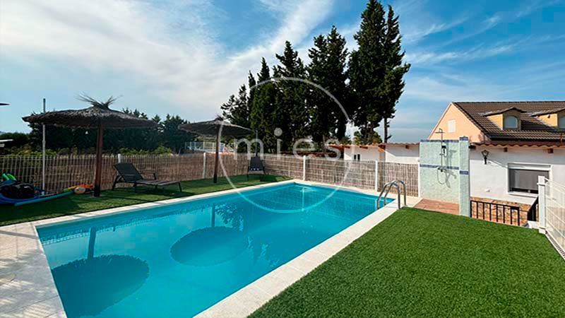 Piscina de Casa o xalet en venda en Turís amb Aire condicionat, Calefacció i Jardí privat
