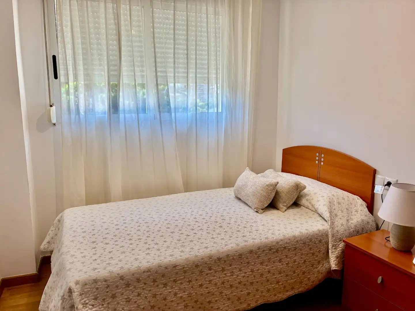 Flat for rent in Avenida BALEARES, La Creu del Grau