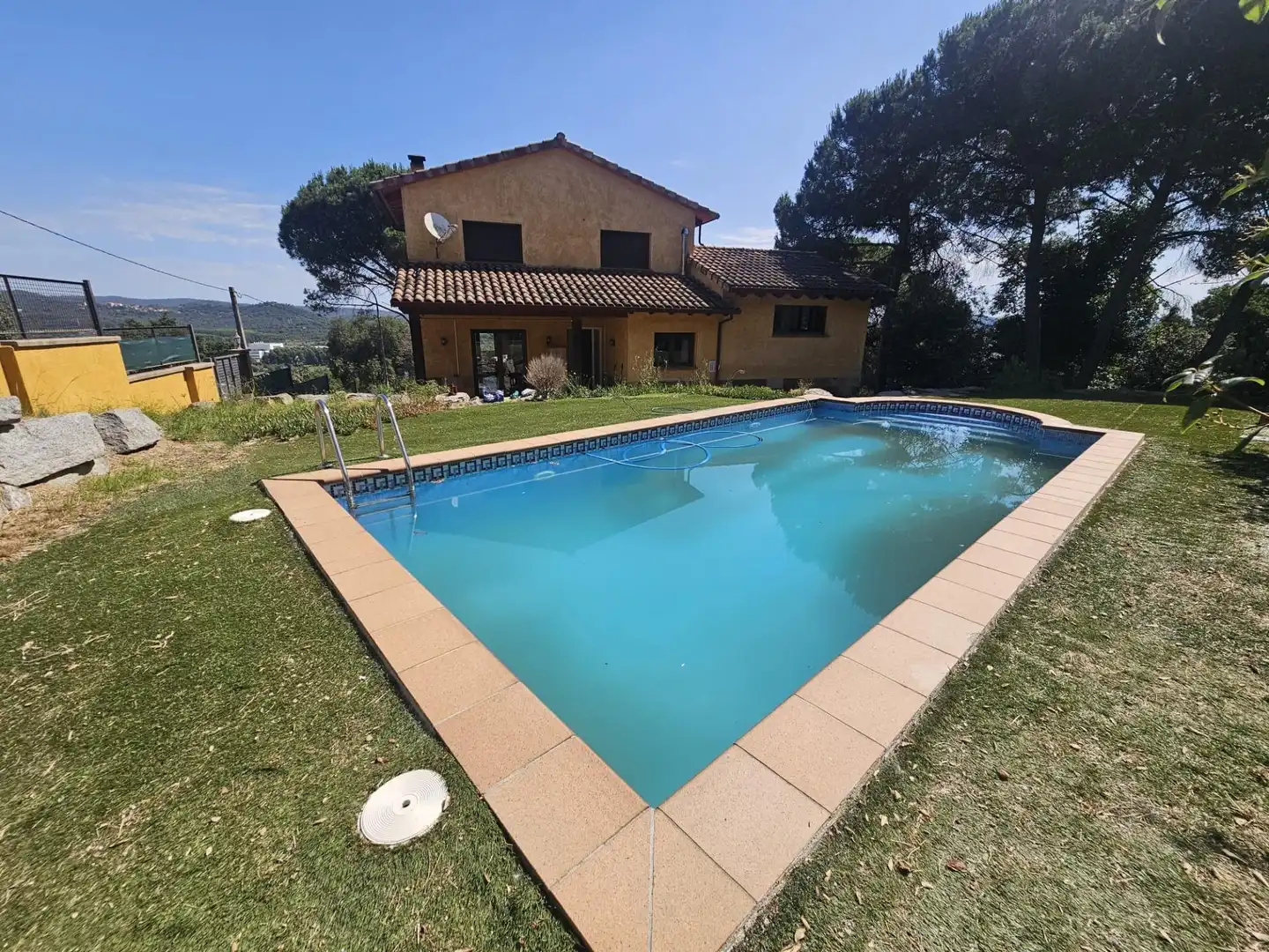 Piscina de Casa o xalet en venda en Fogars de la Selva amb Calefacció, Jardí privat i Piscina