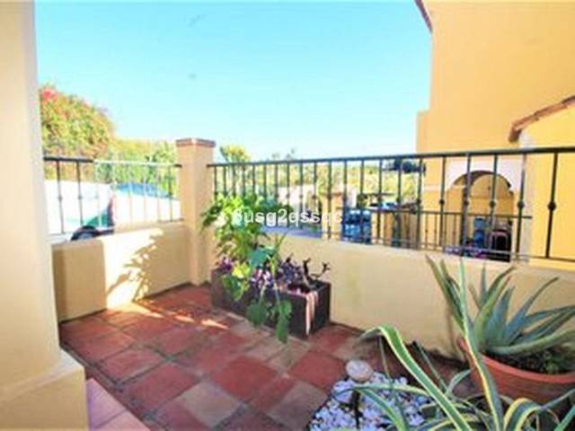 Casa adosada en Venta en Las Lomas