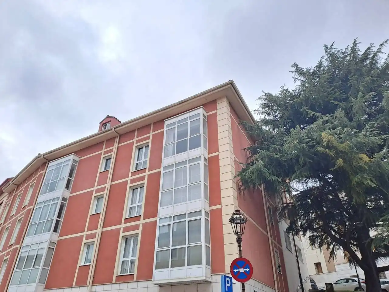 Exterior view of Attic for sale in Burgos  with Heating, Parquet flooring and Storage room