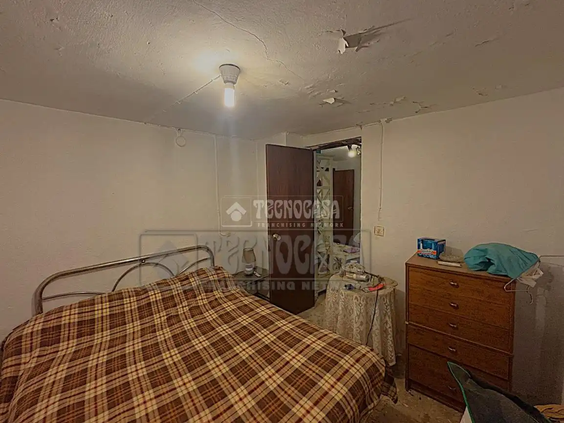 Casa adosada en venta en Castillo-Albaráñez con Calefacción
