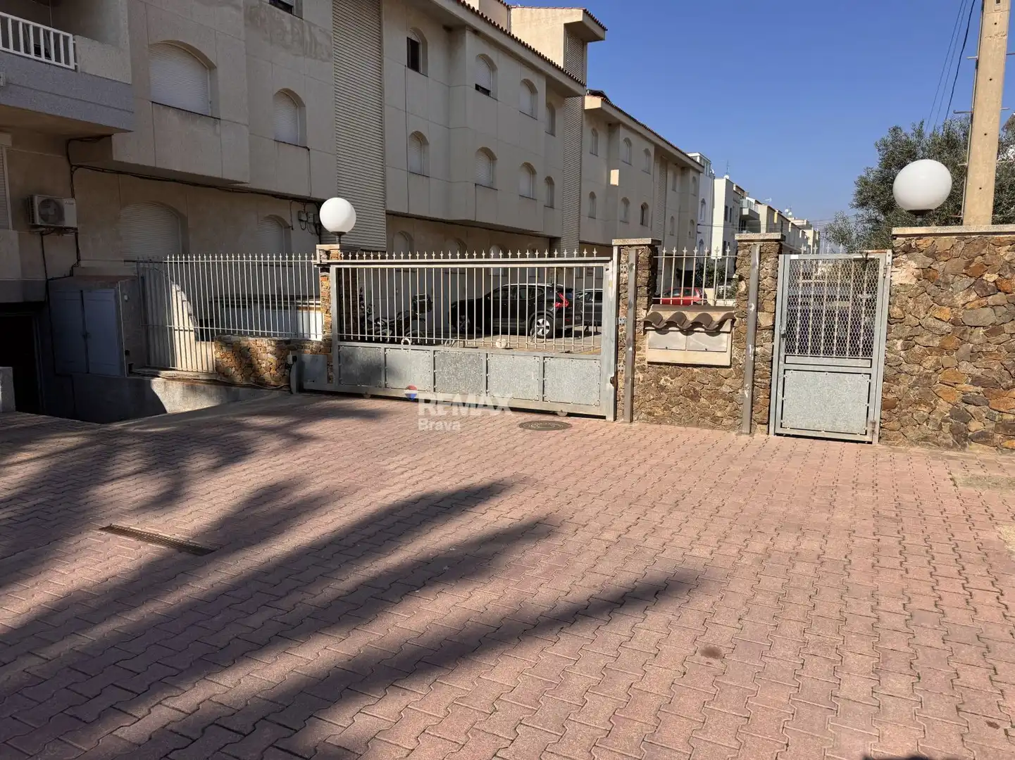 Aparcament de Residencial en venda en Empuriabrava