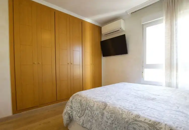 Schlafzimmer von Wohnung zum Verkauf in Marbella mit Klimaanlage, Heizung und Privatgarten