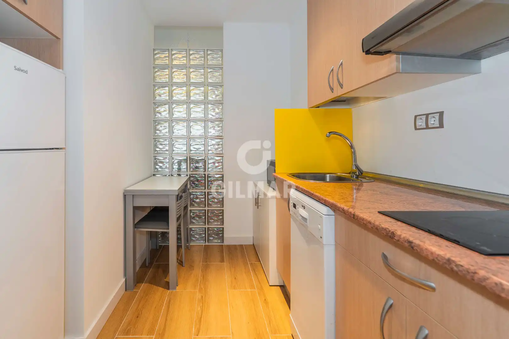 Cocina de Piso en venta en Madrid con Calefacción y Trastero