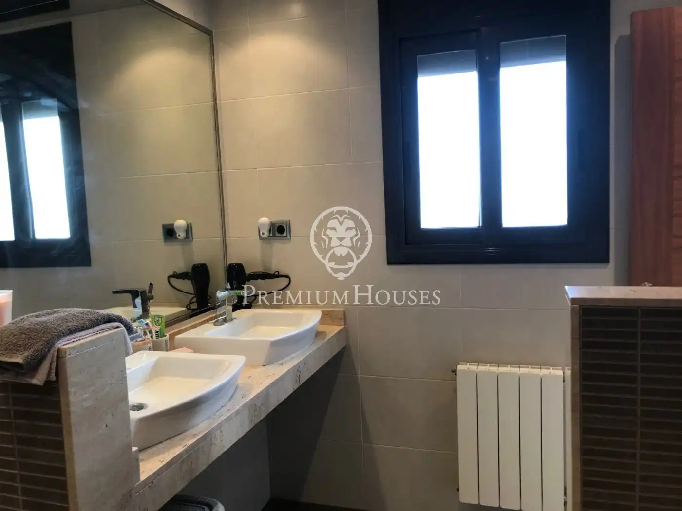 Bathroom of Detached homes for sale in Calafell  with Heating, Private garden and Parquet flooring