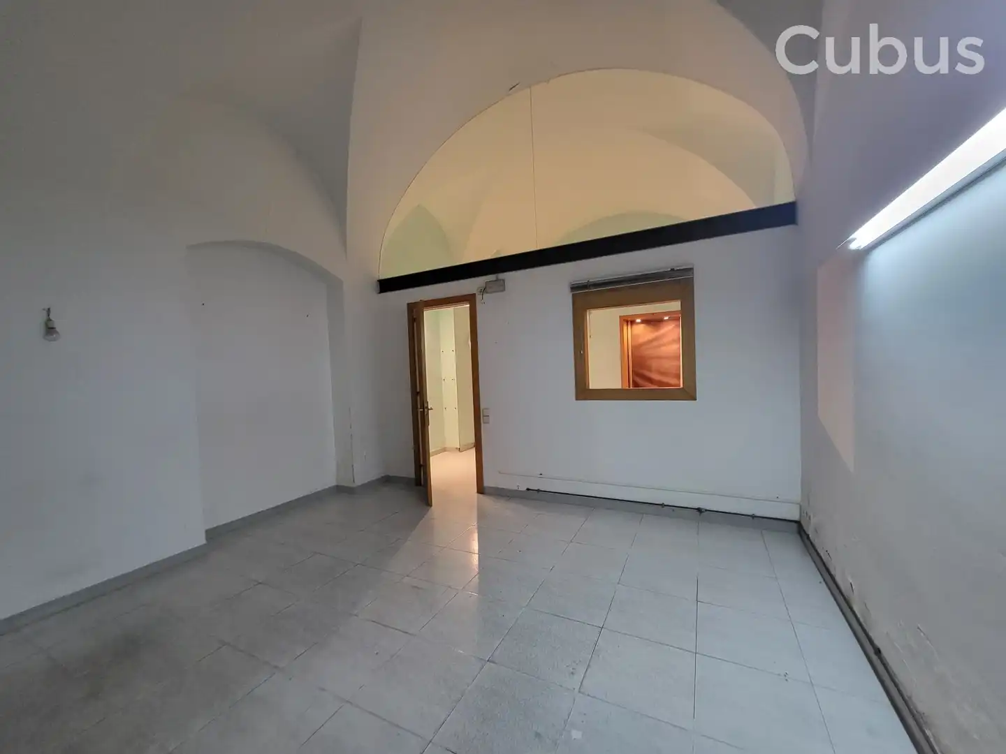 Business premises for sale in Olot, imagen 14
