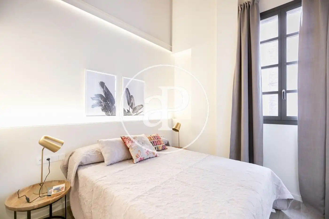Habitación de Piso en venta en Barcelona con Aire acondicionado, Calefacción y Jardín privado