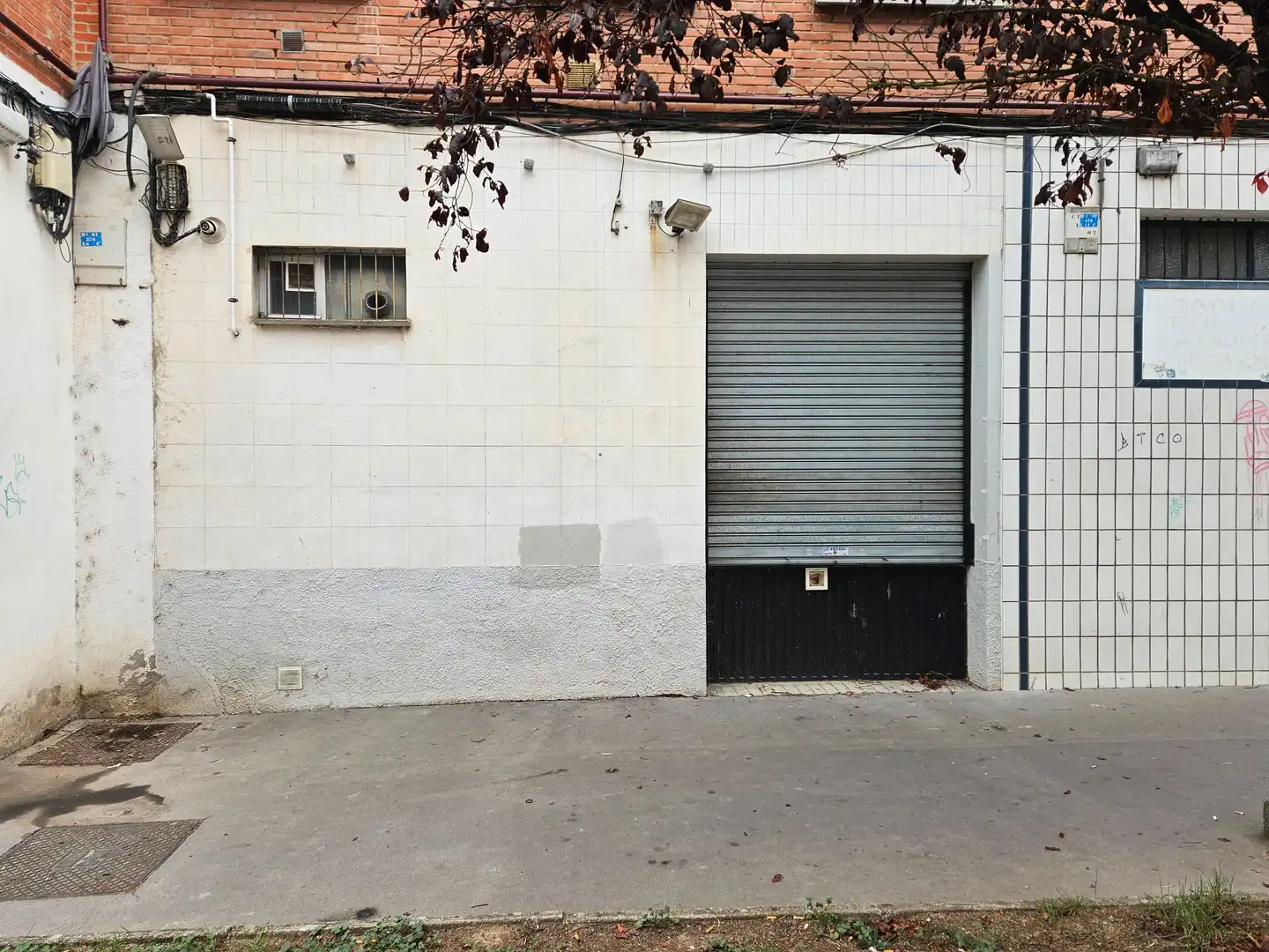 Vista exterior de Local en venda en Vitoria - Gasteiz