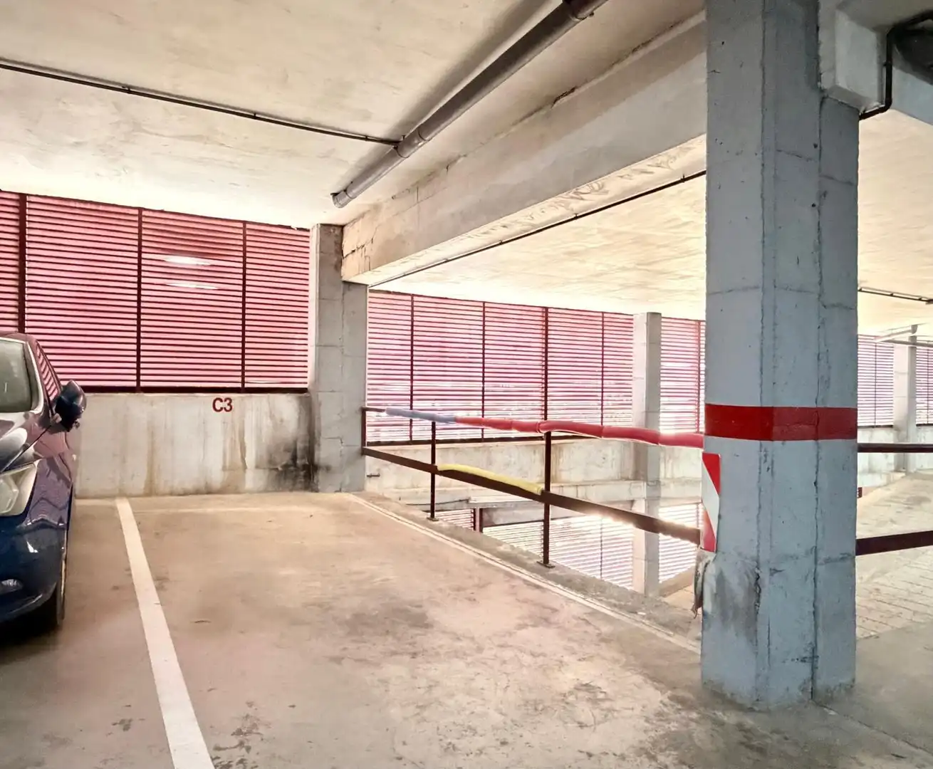 Parking de Piso en venta en Granollers con Calefacción, Trastero y Balcón
