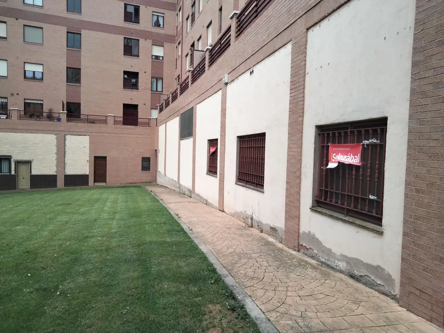 Business premises for sale in Logroño - Portillejo, imagen 25
