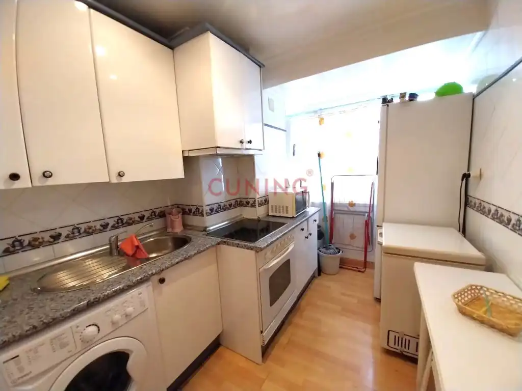 Kitchen of Flat for sale in Cáceres