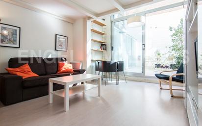 Living room of Apartment for sale in  Barcelona Capital  with Air Conditioner, Heating and Parquet flooring