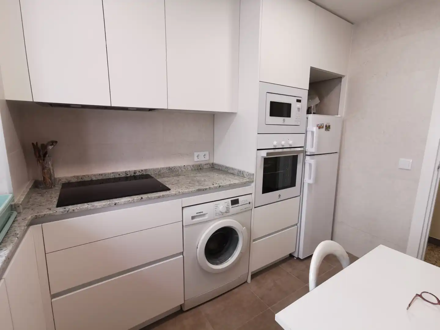 Kitchen of Flat for rent in Salamanca  with Heating, Furnished and Oven