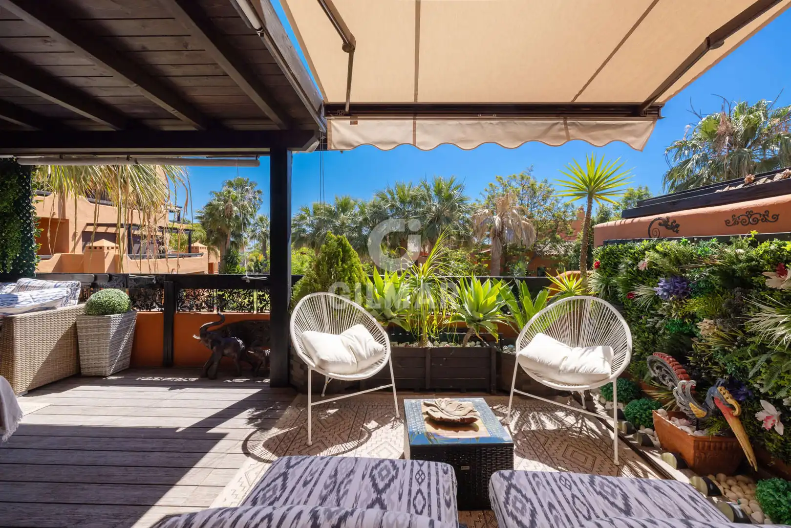 Terraza de Apartamento en venta en Estepona con Calefacción, Jardín privado y Trastero