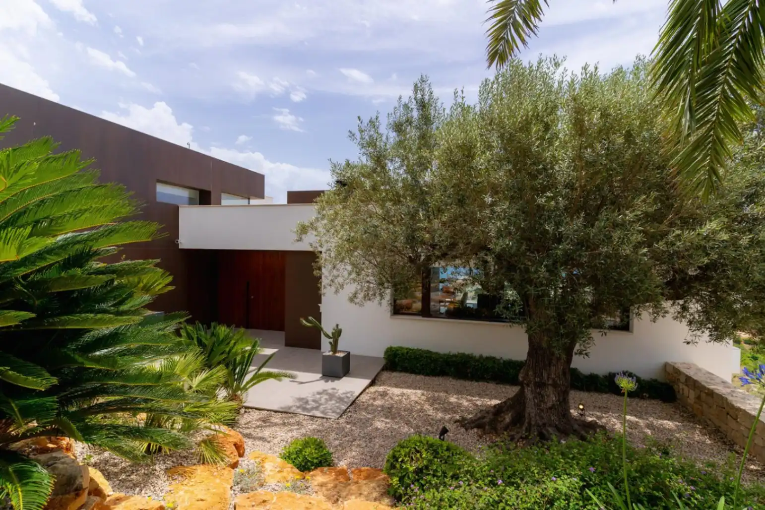 Chalet con piscina en venta en Cumbre del Sol, imagen 13