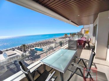 Apartamento con ascensor en venta en maritimo rey de espana