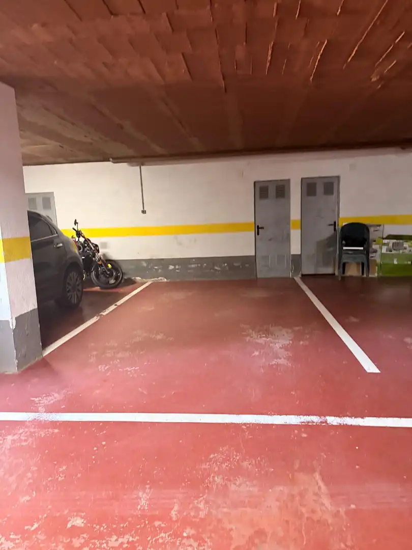 Parking de Dúplex en venta en Guriezo con Calefacción, Terraza y Trastero