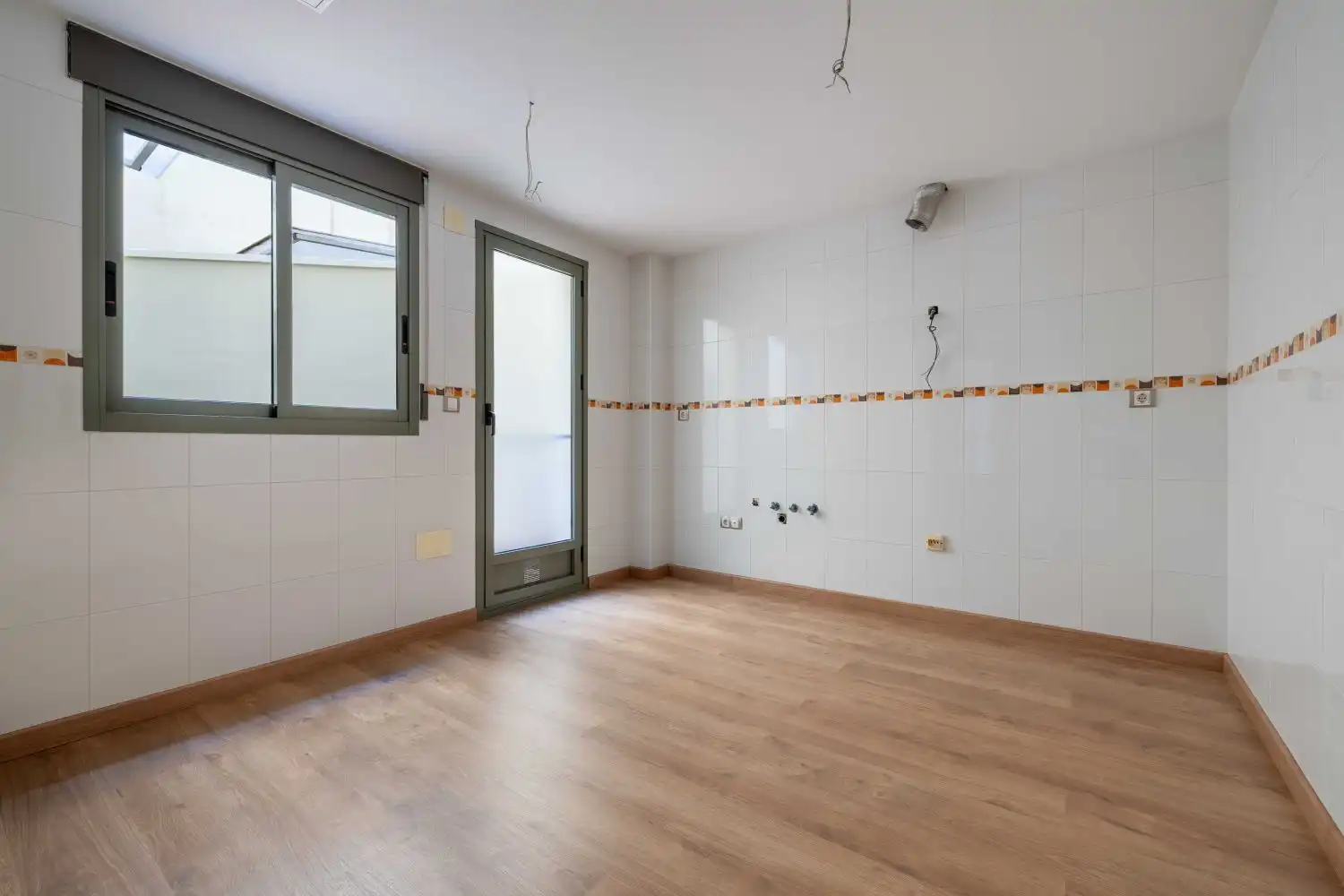 Wohnung zum Verkauf in Murcia mit Parkett, Abstellraum und Balkon