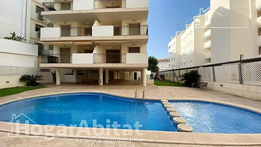 Pis amb piscina en venda a Plaza Benidorm