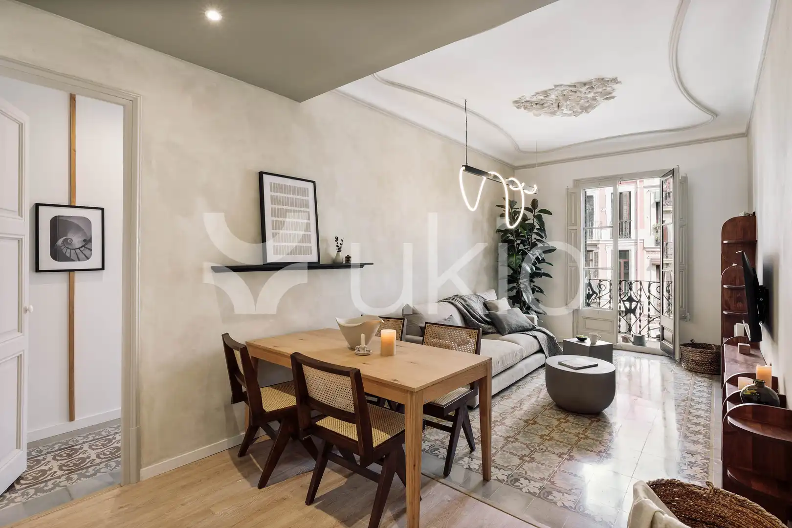 Sala de estar de Apartamento de alquiler en Barcelona con Aire acondicionado, Calefacción y Amueblado
