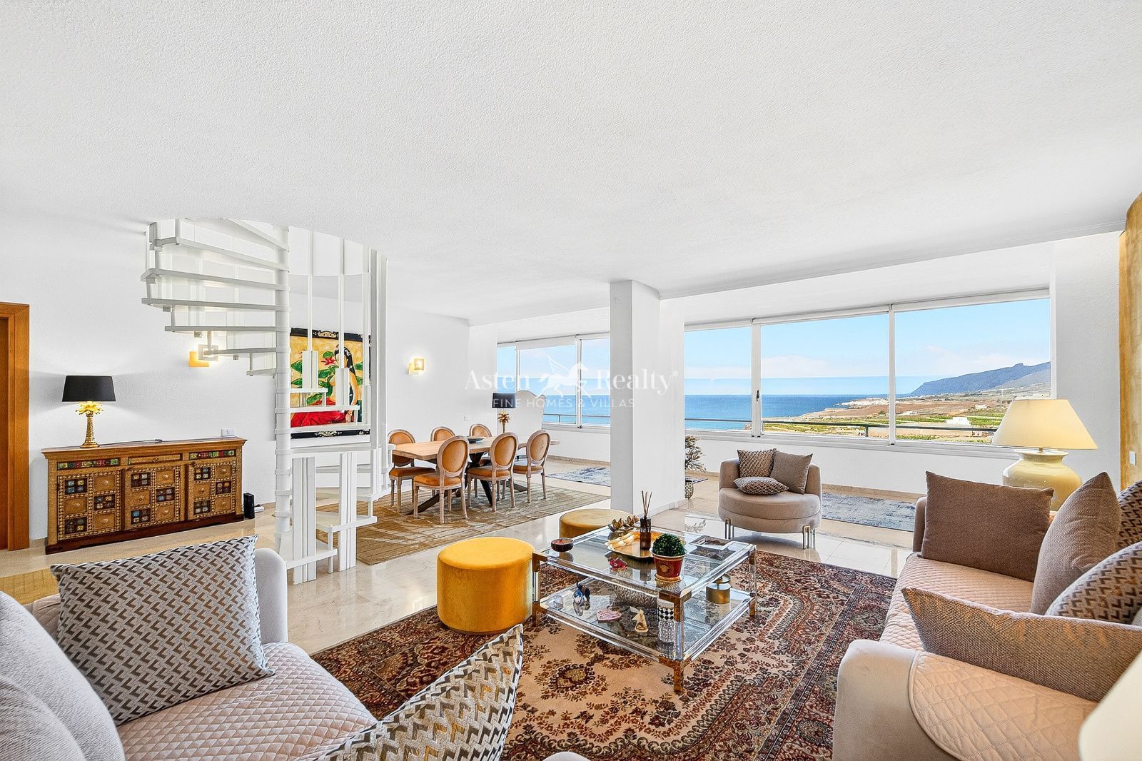 Sala d'estar de Àtic en venda en Adeje amb Aire condicionat, Terrassa i Piscina