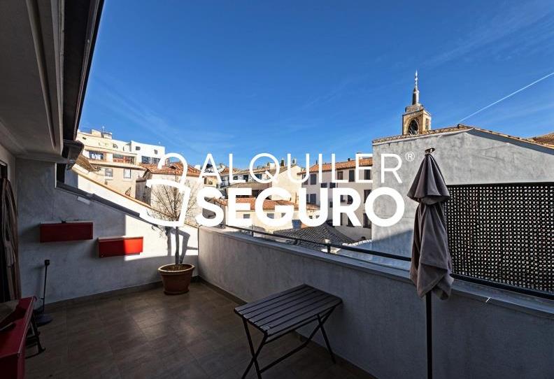 Photo 1 of Attic to rent in C. de Carlos Arniches, Embajadores - Lavapiés, Madrid