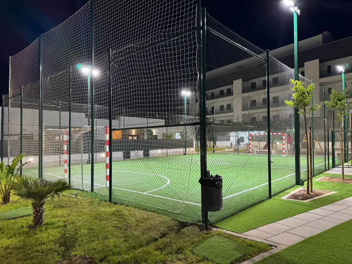 Parkplatz von Wohnung zur Miete in La Rinconada mit Klimaanlage, Heizung und Terrasse